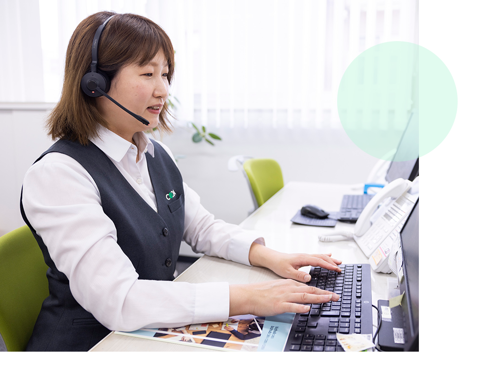 スタッフインタビュー