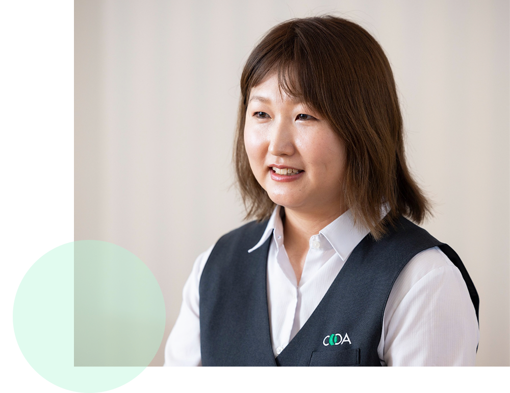 スタッフインタビュー